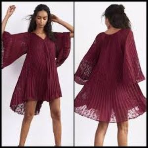 EUC Anthropologie Toulon Pleated Mini Dress in Red Wine